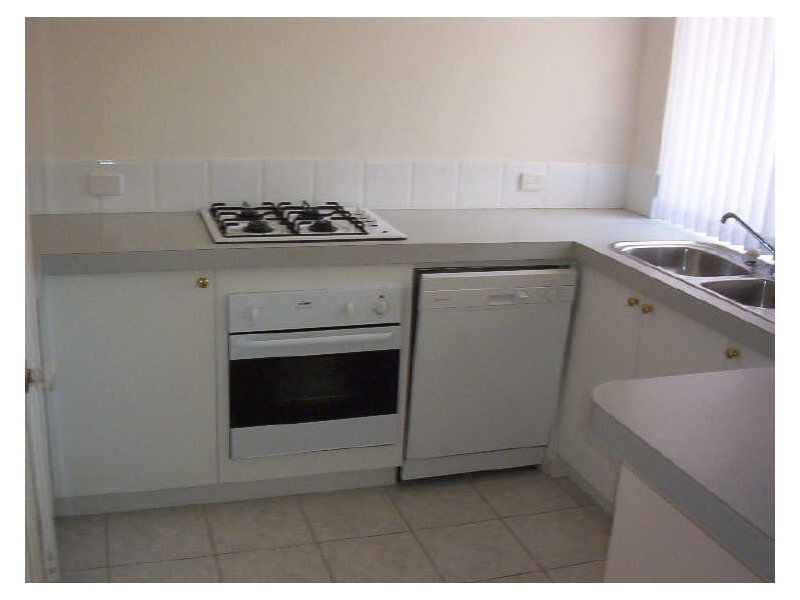 4/278 Wharf Street, Queens Park WA 6107