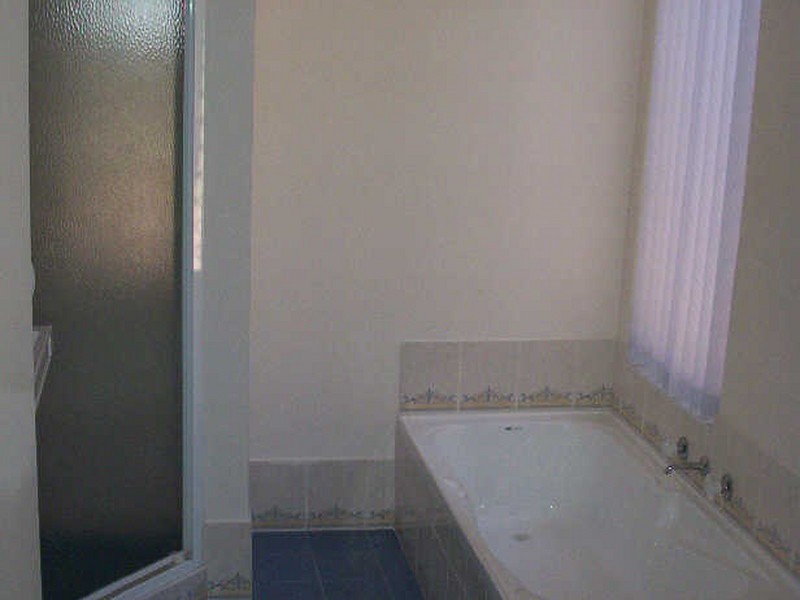 4/278 Wharf Street, Queens Park WA 6107