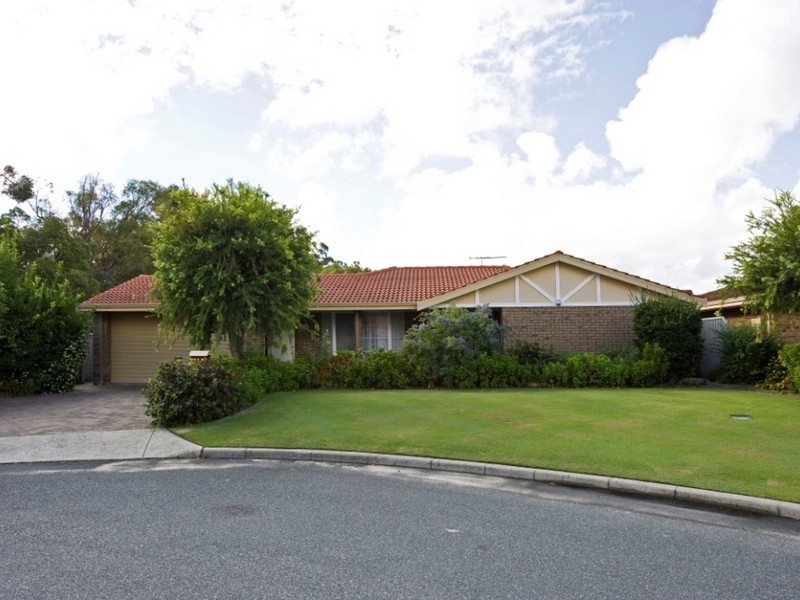4 Verco Court, Booragoon WA 6154