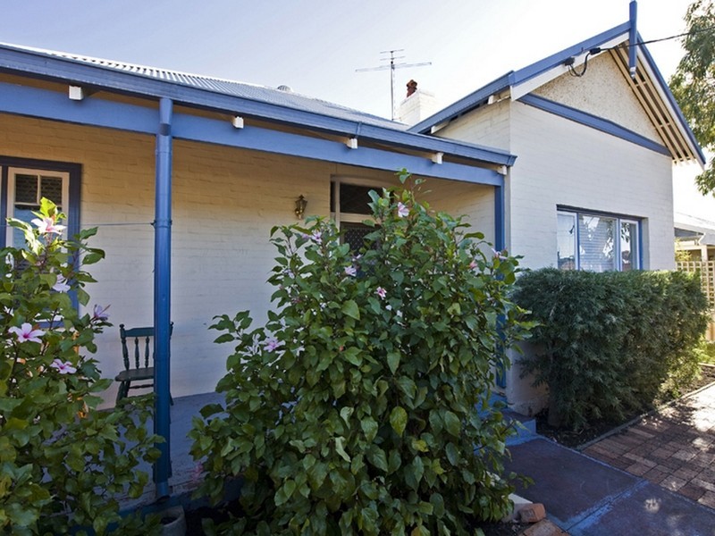 1/207 Shepperton Road, East Victoria Park WA 6101