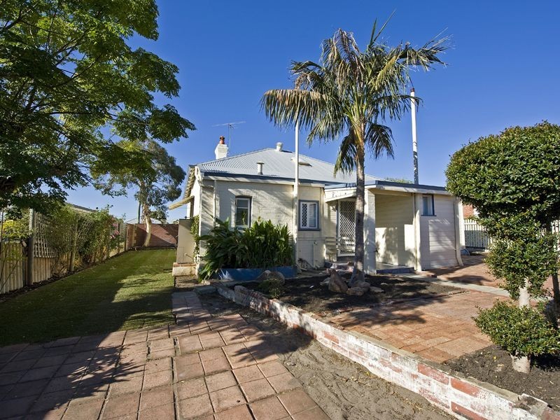 1/207 Shepperton Road, East Victoria Park WA 6101