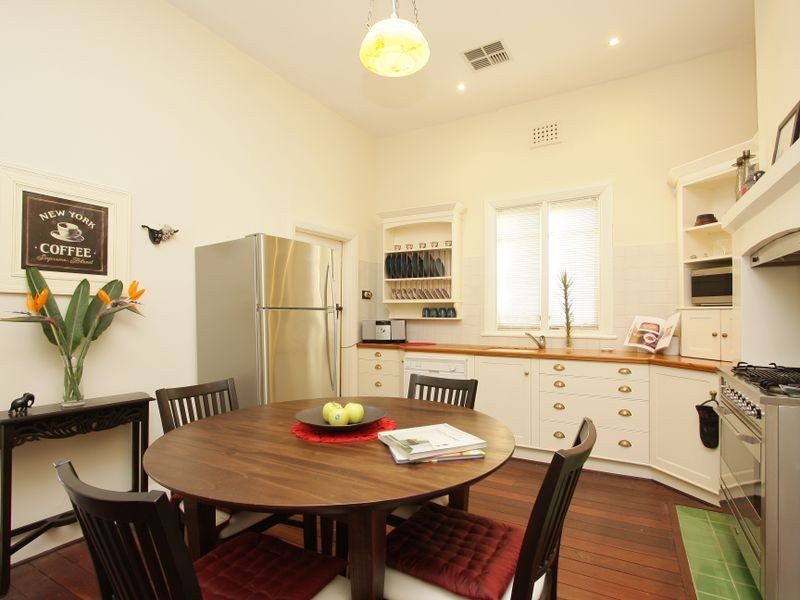 16 Hampshire Street, East Victoria Park WA 6101