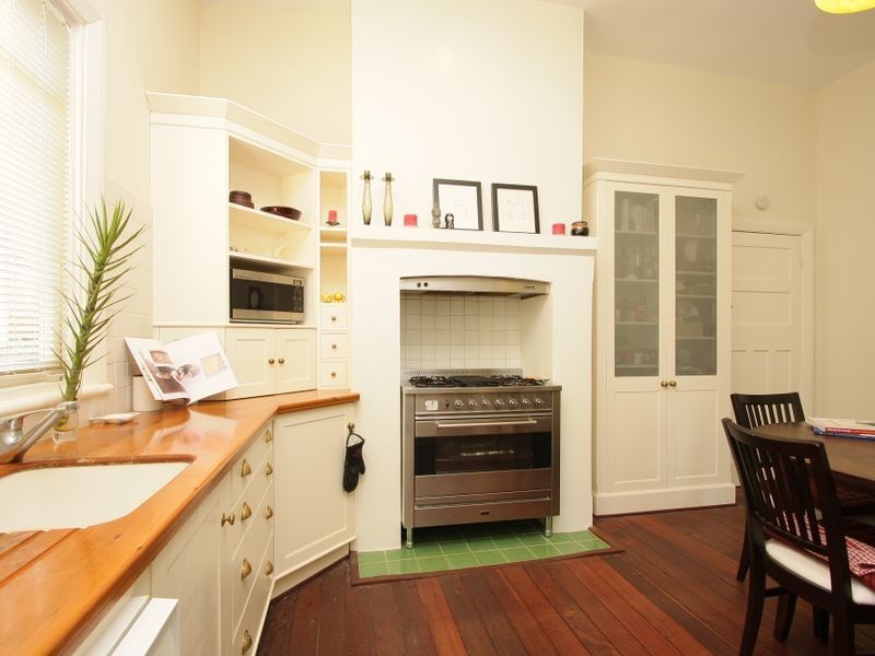 16 Hampshire Street, East Victoria Park WA 6101