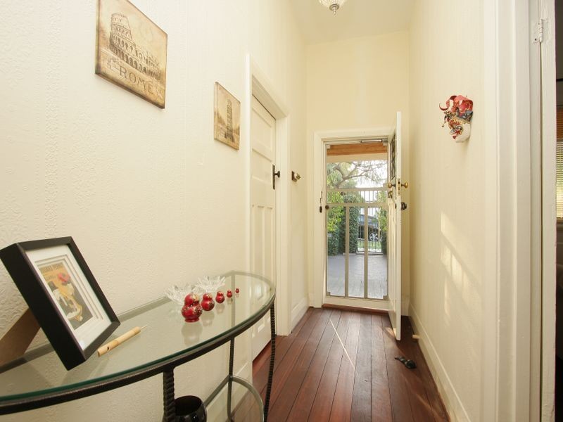 16 Hampshire Street, East Victoria Park WA 6101