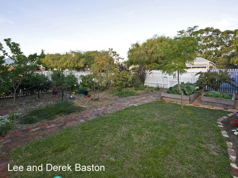 13 Esperance Street, East Victoria Park WA 6101