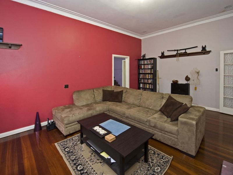 275 Shepperton Rd, East Victoria Park WA 6101