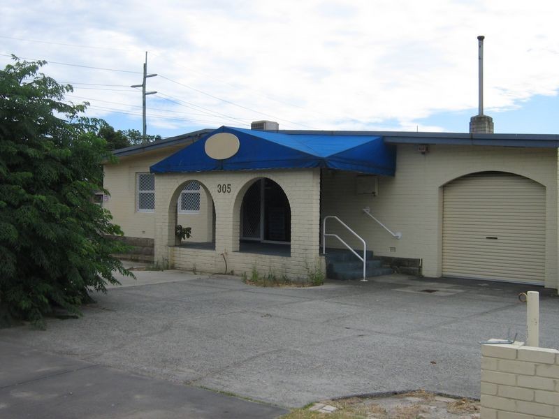 305 Abernethy Road, Cloverdale WA 6105