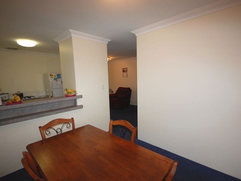 9/9 Lansing Street, Queens Park WA 6107