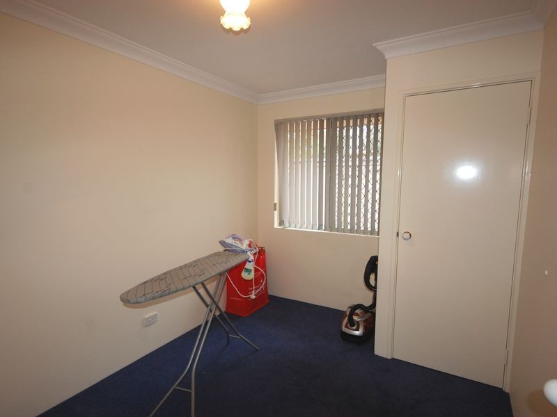 9/9 Lansing Street, Queens Park WA 6107