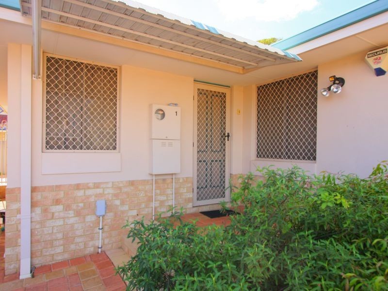 1/18 Stannard Street, St James WA 6102