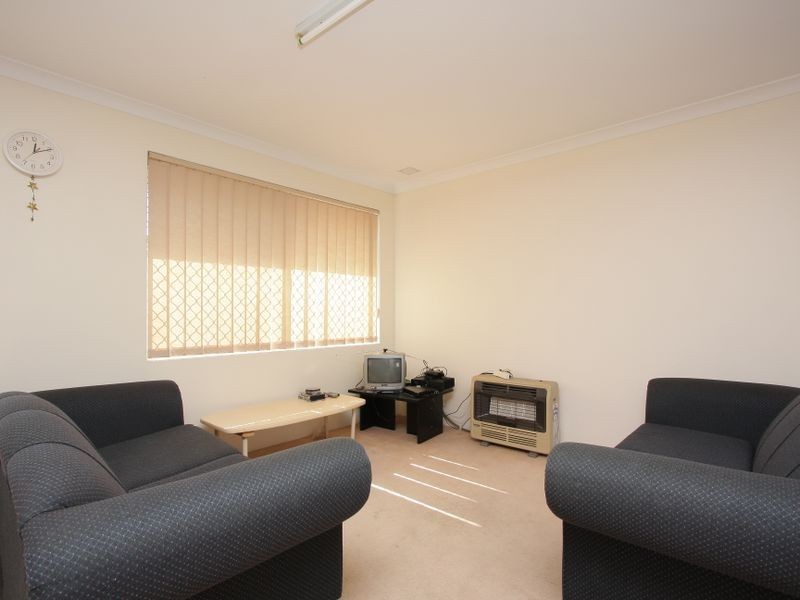 1/18 Stannard Street, St James WA 6102