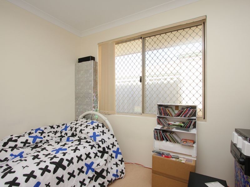 1/18 Stannard Street, St James WA 6102