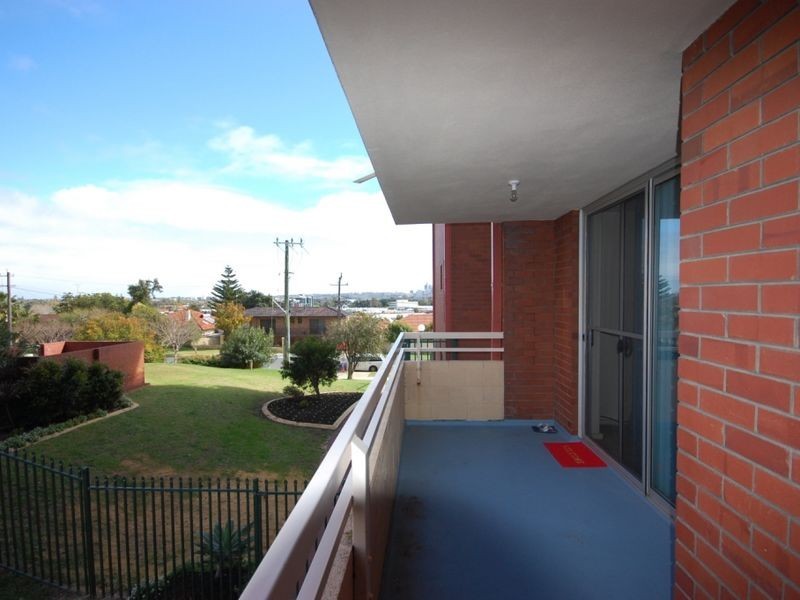 14/8 Hampton Street, Burswood WA 6100