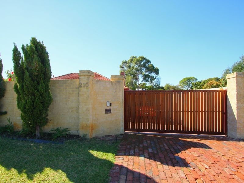 210 Shepperton Road, East Victoria Park WA 6101