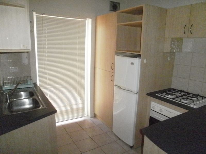 3/561 Canning Highway, Alfred Cove WA 6154