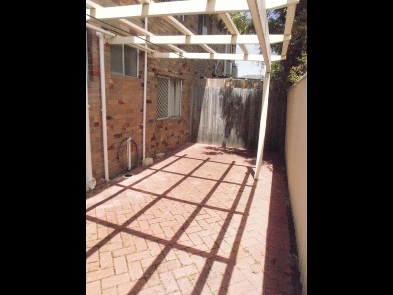 3/561 Canning Highway, Alfred Cove WA 6154