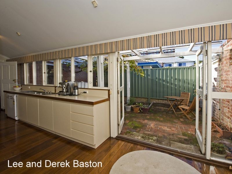 102 Mackie Street, Victoria Park WA 6100