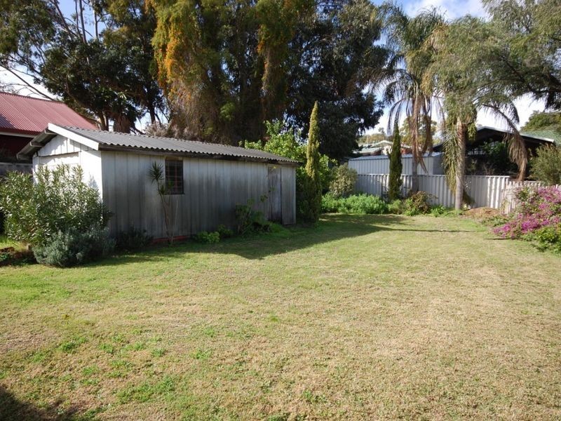 60 Hill View Terrace, St James WA 6102