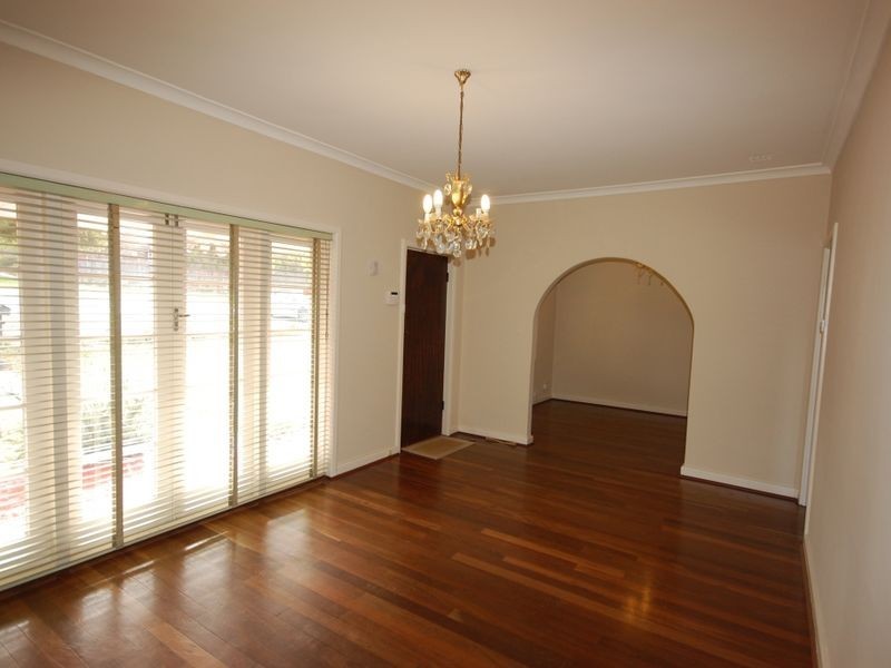 60 Hill View Terrace, St James WA 6102