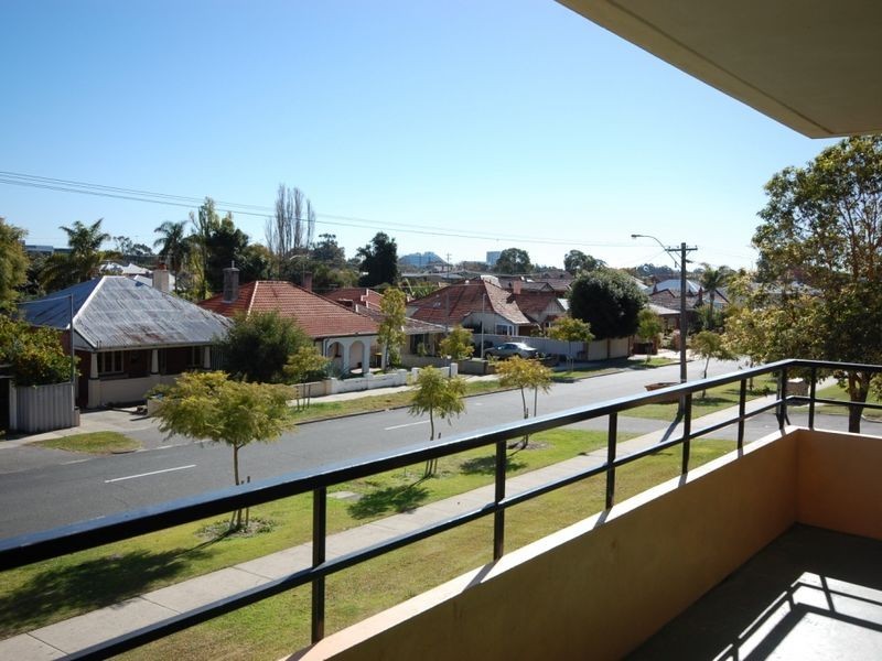 12/48 Mcmaster Street, Victoria Park WA 6100