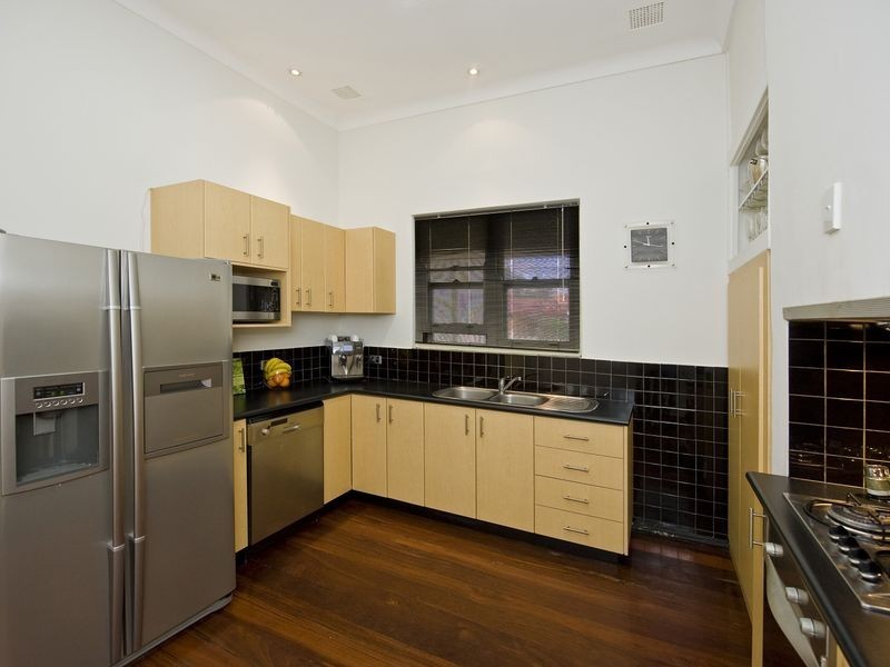 61 Colombo Street, Victoria Park WA 6100