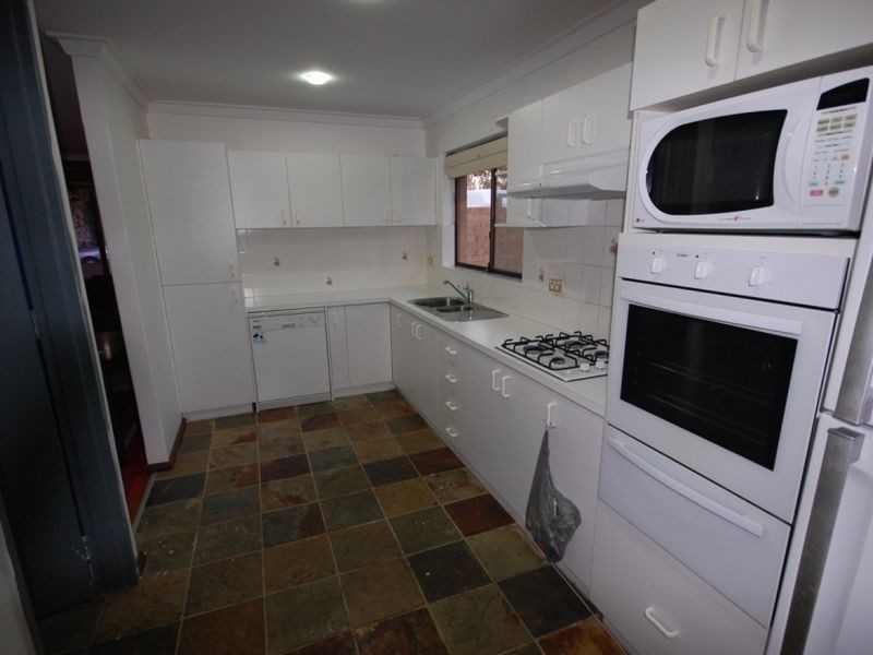 10 Gravity Street, Beckenham WA 6107