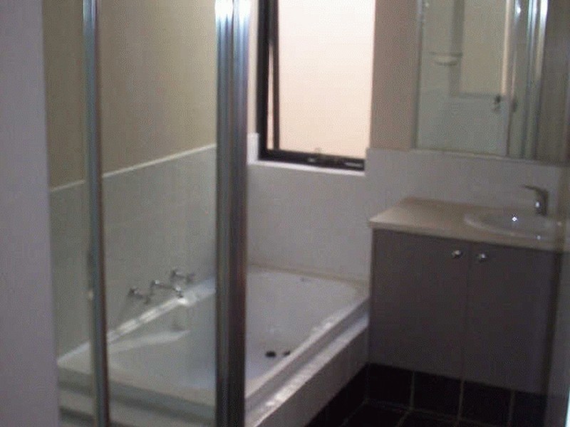 B/6 Marchamley Street, Carlisle WA 6101