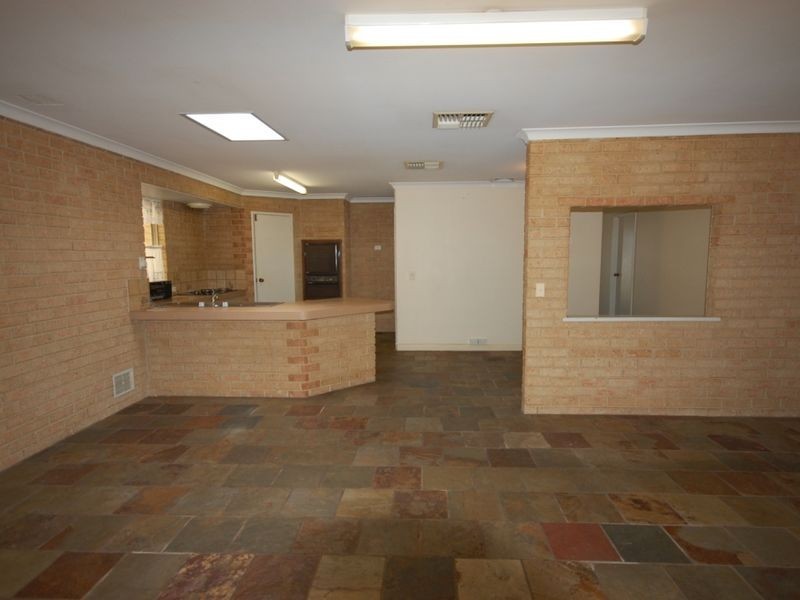 15 Carcoo Court, Beckenham WA 6107