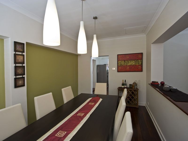 48A Walpole Street, St James WA 6102