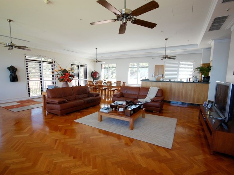 304/173 Mounts Bay Road, West Perth WA 6005