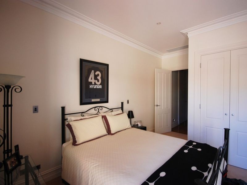304/173 Mounts Bay Road, West Perth WA 6005