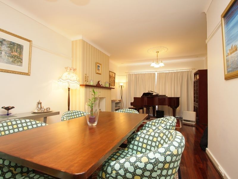 210 Shepperton Road, East Victoria Park WA 6101