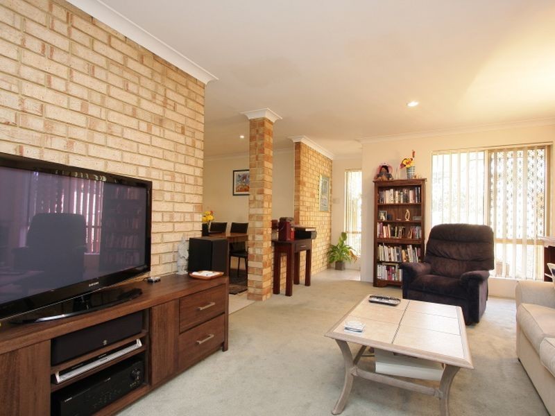 2/18 Dane Street, East Victoria Park WA 6101