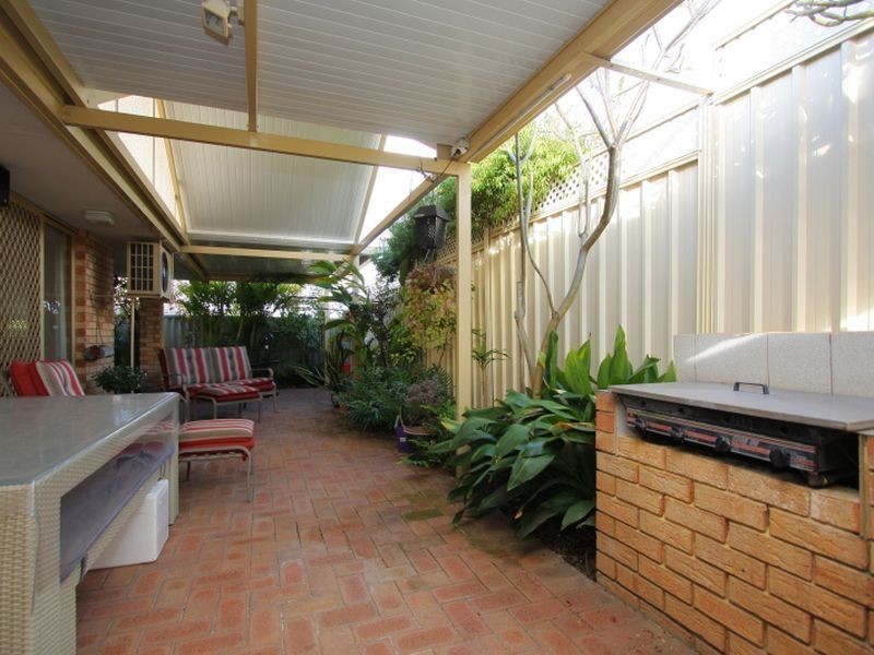 2/18 Dane Street, East Victoria Park WA 6101