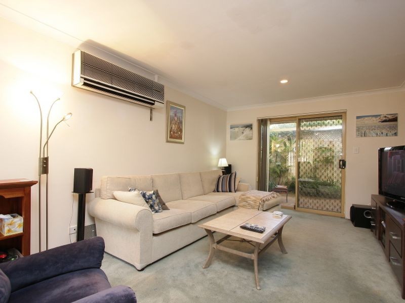 2/18 Dane Street, East Victoria Park WA 6101