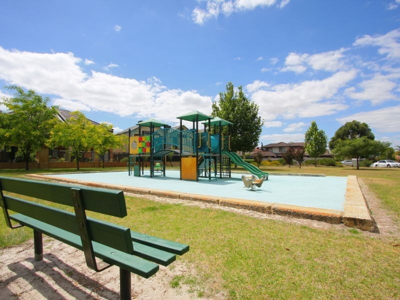 10/11 Gochean Avenue, Bentley WA 6102