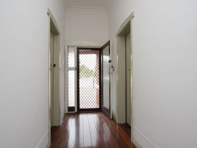 206 Rutland Avenue, Carlisle WA 6101