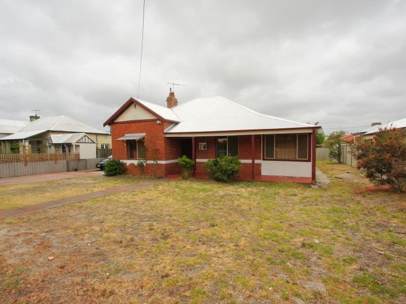 206 Rutland Avenue, Carlisle WA 6101