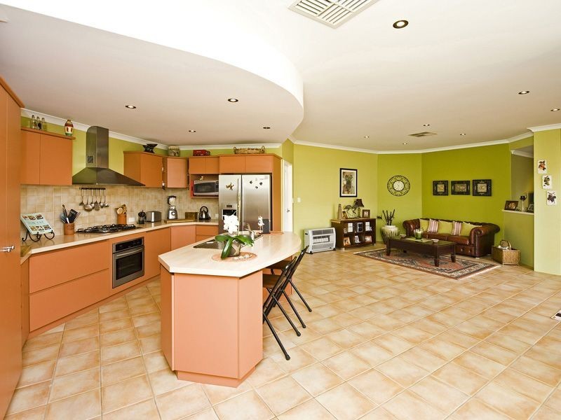 47 Waterperry Drive, Canning Vale WA 6155