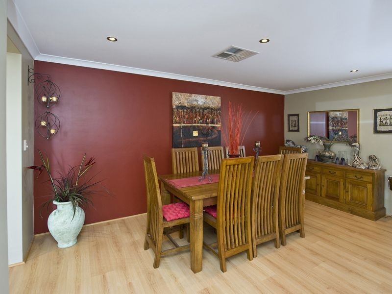 47 Waterperry Drive, Canning Vale WA 6155