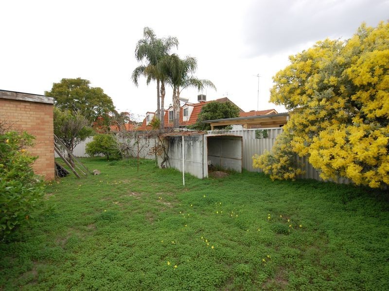 63 Berwick Street, Victoria Park WA 6100