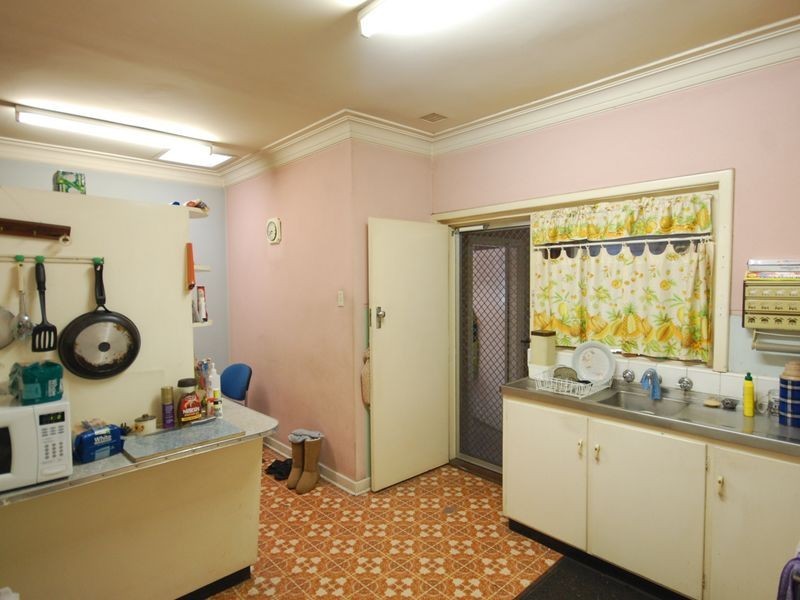 63 Berwick Street, Victoria Park WA 6100