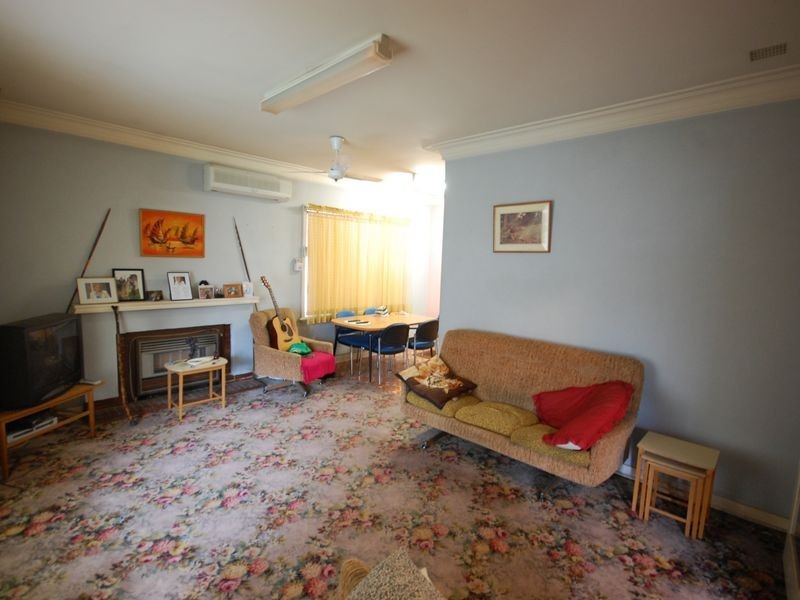 63 Berwick Street, Victoria Park WA 6100