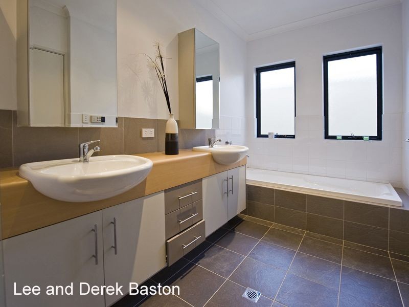 81 Sunbury Road, Victoria Park WA 6100