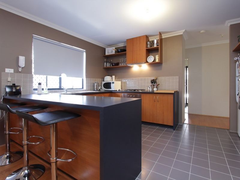 5/10 Queen Street, Bentley WA 6102