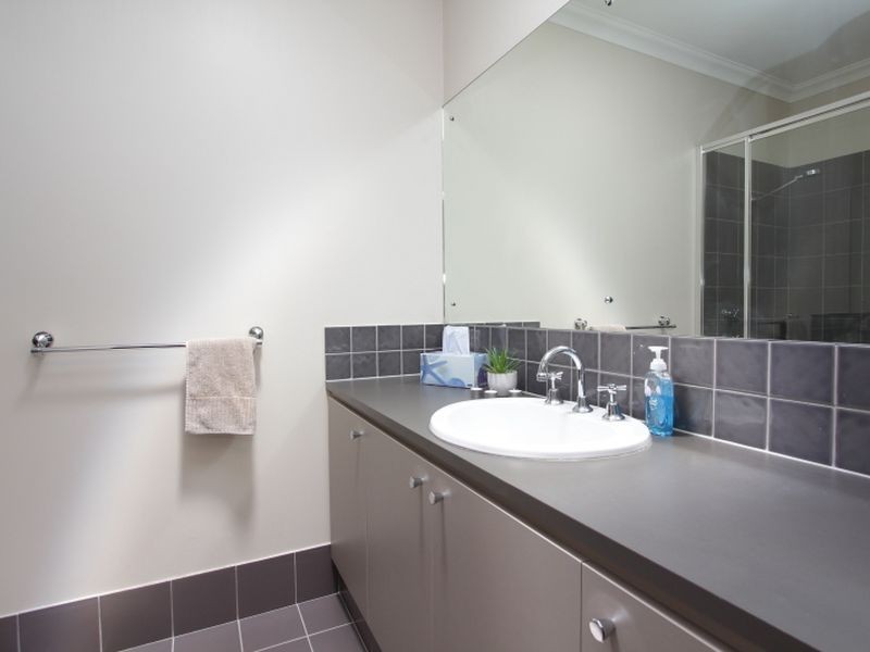 5/10 Queen Street, Bentley WA 6102