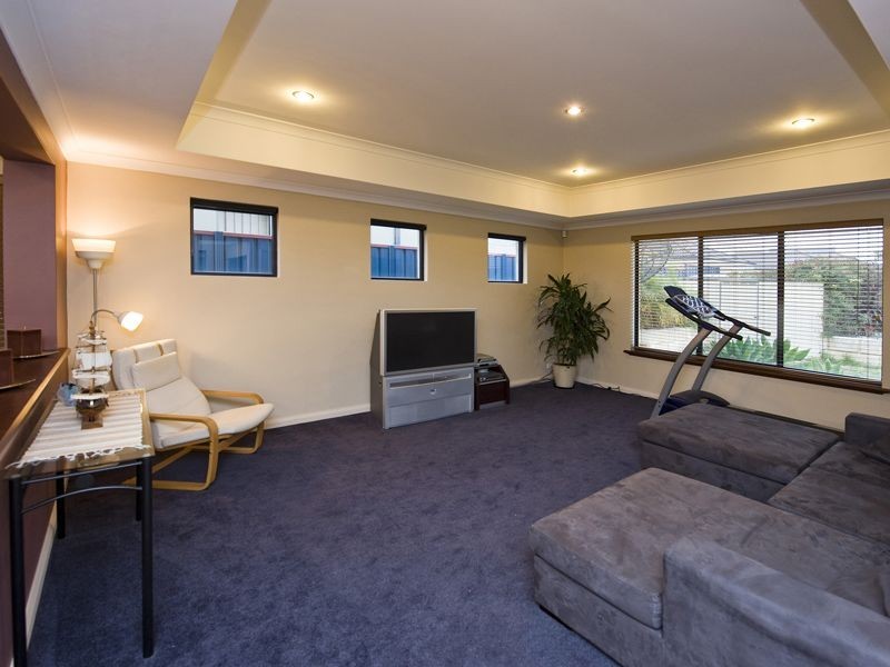 12 Channon Street, Bentley WA 6102