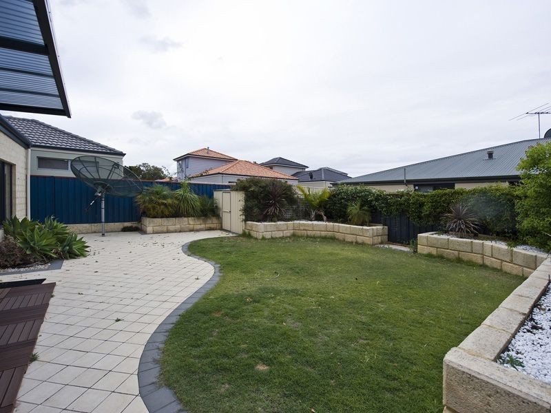 12 Channon Street, Bentley WA 6102
