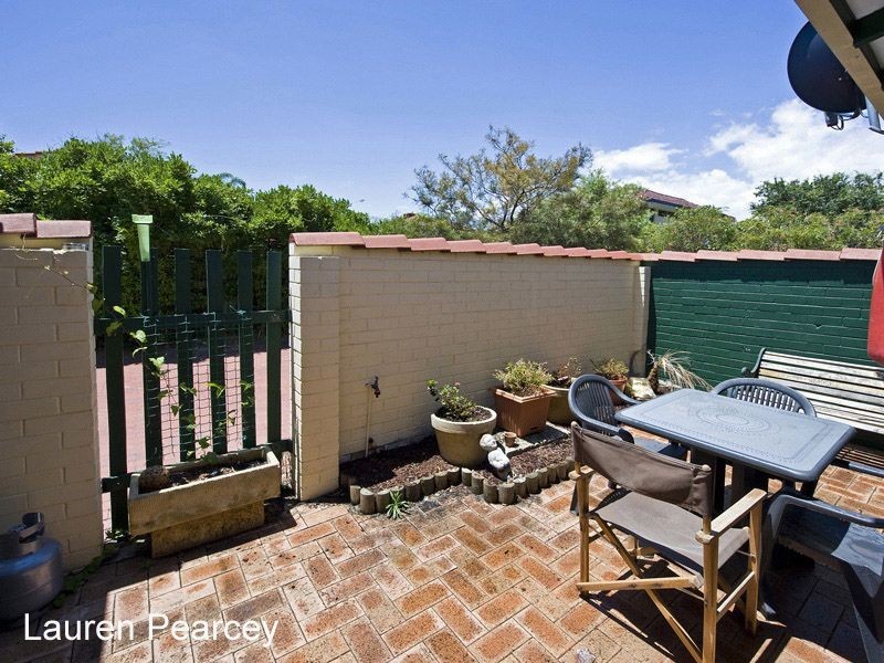 4/86 Robert Street, Como WA 6152