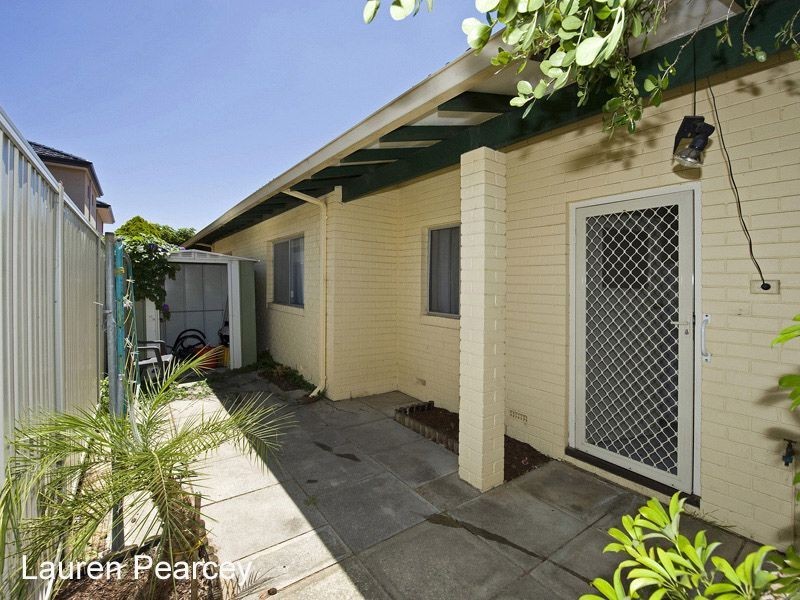 4/86 Robert Street, Como WA 6152